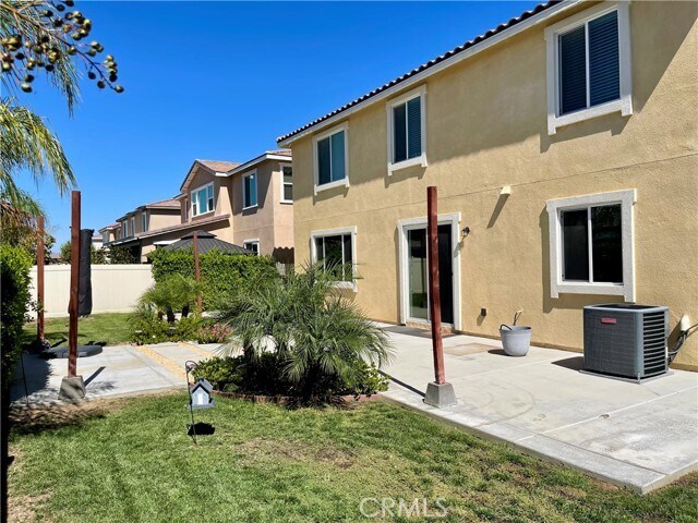 Building Photo - 34173 Helenium St