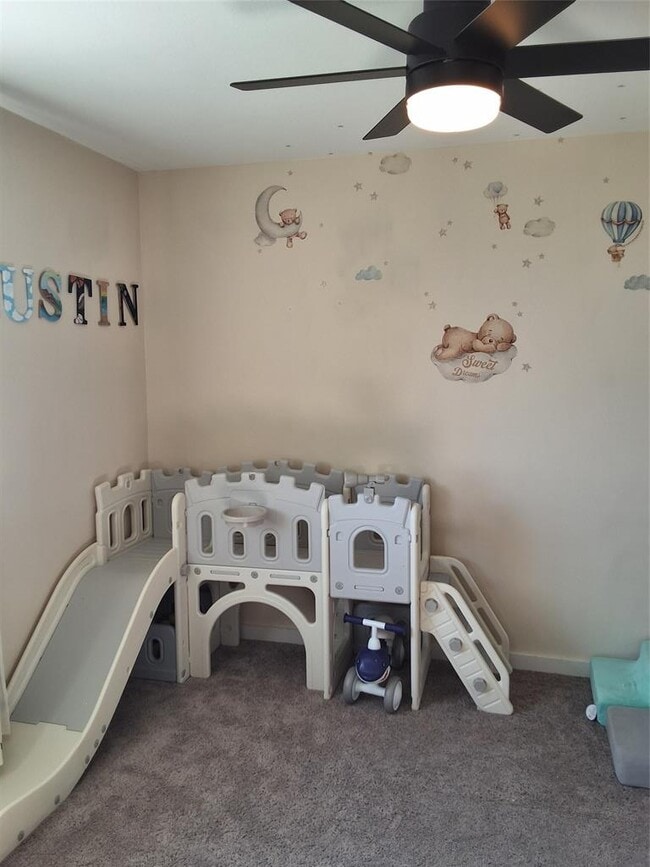 Building Photo - 724 Ramsey Ave