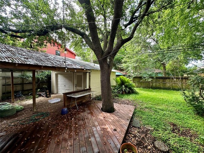 Building Photo - 4409 Blossom St