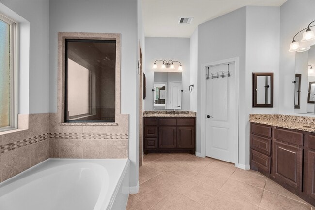 Building Photo - 28507 Rose Vervain Dr