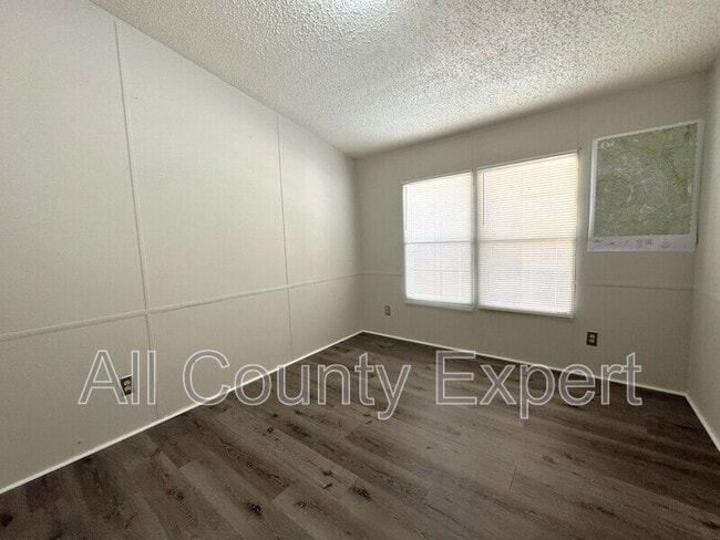 Building Photo - 288 Turner Rd