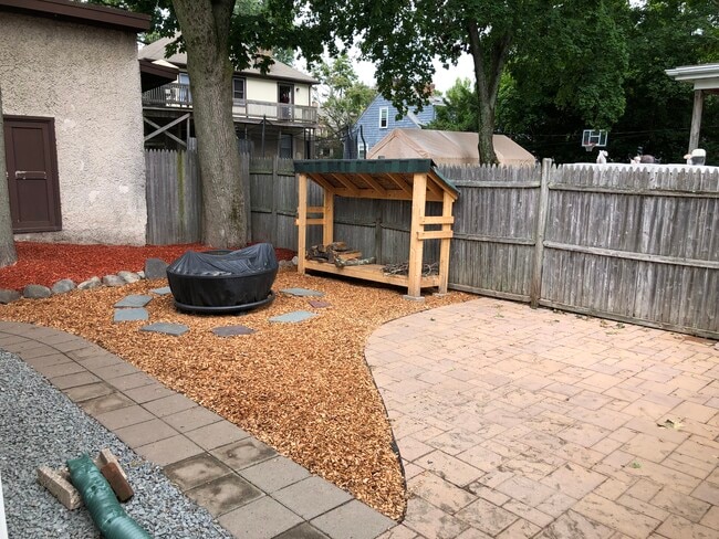 Building Photo - 12 Fisher St