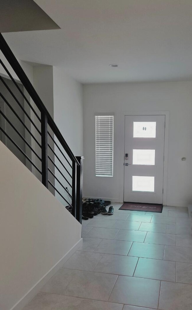 Building Photo - 12774 E Joffroy Dr