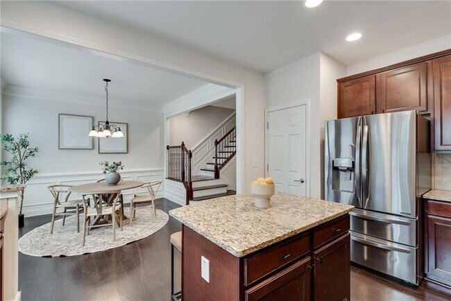Building Photo - 4905 Greylock Walk SE