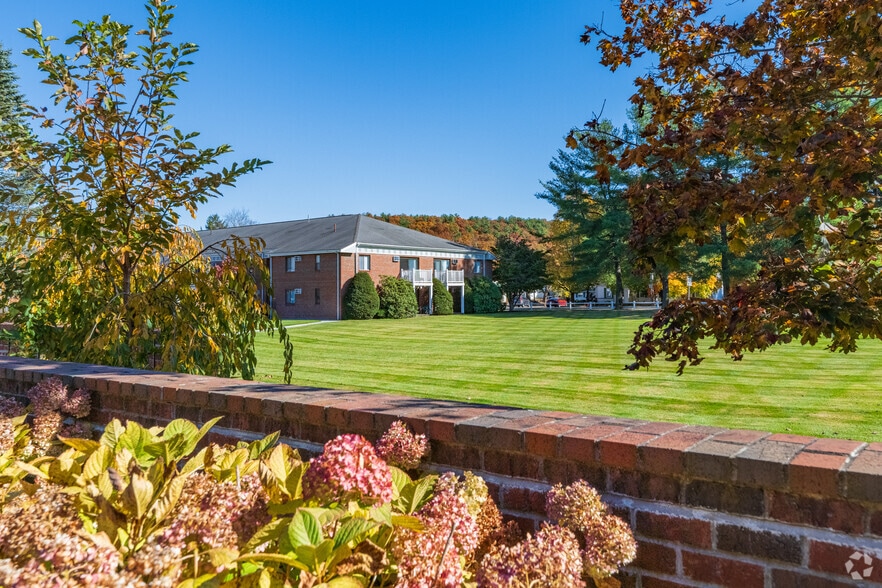 Building Photo - Princeton Green Apartments