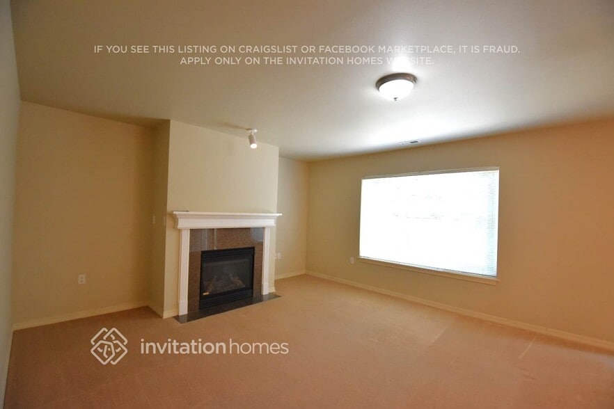 Building Photo - 3381 S 283rd Ln