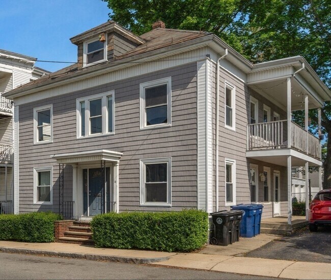 Building Photo - 14 Forest Ave