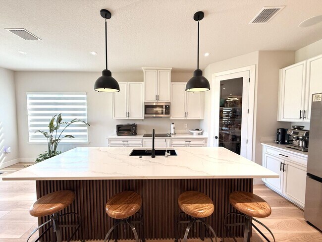 Building Photo - 10603 SW Vasari Way