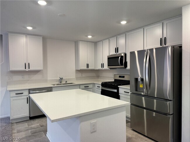 Building Photo - 5239 Barcola Ave