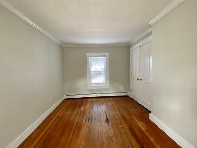 Building Photo - 38 Mann Ave