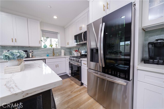 Building Photo - 3457 W 75th St