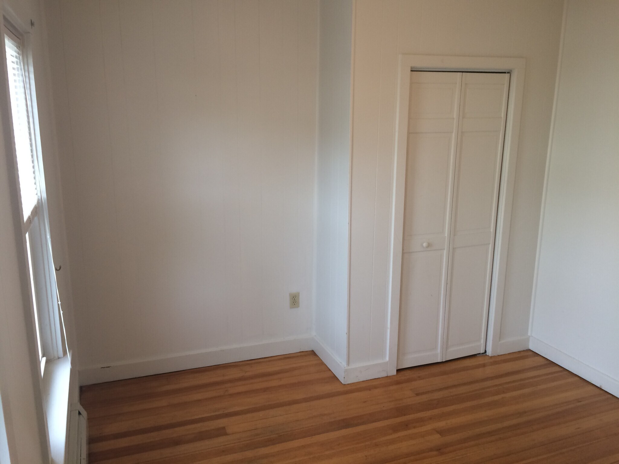 Building Photo - 97 Mawney St