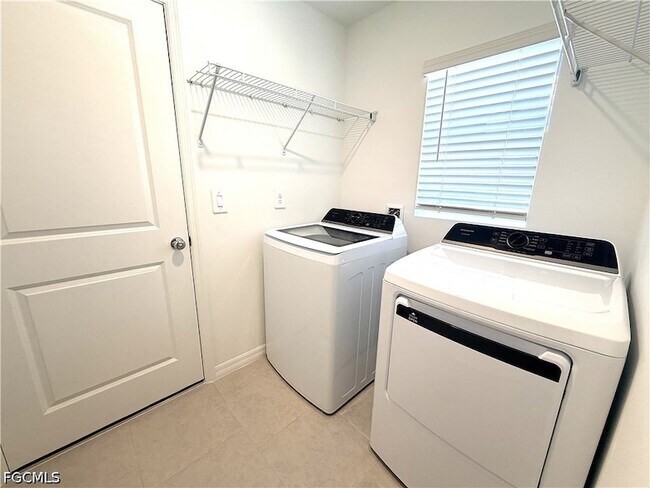 Building Photo - 4046 San Felice Ln