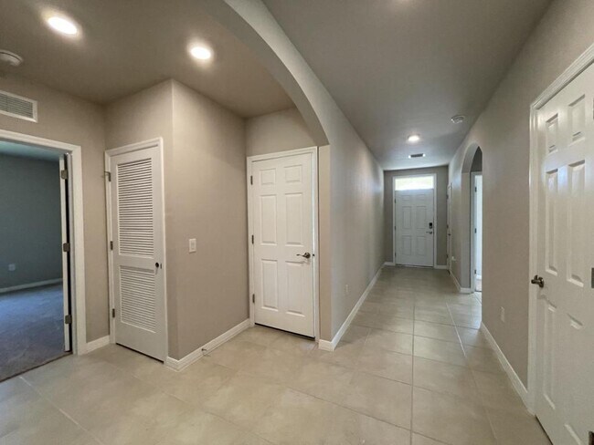 Building Photo - 3152 Cozumel Ct