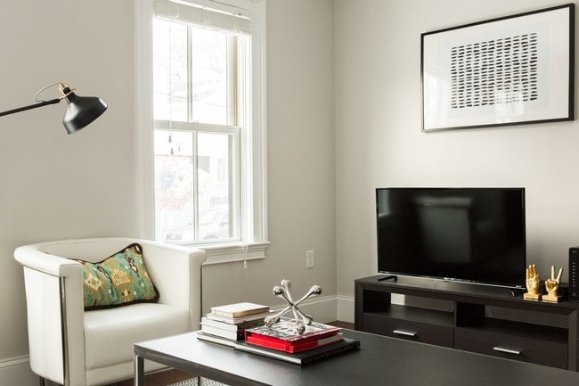 Building Photo - 126 Columbia Rd