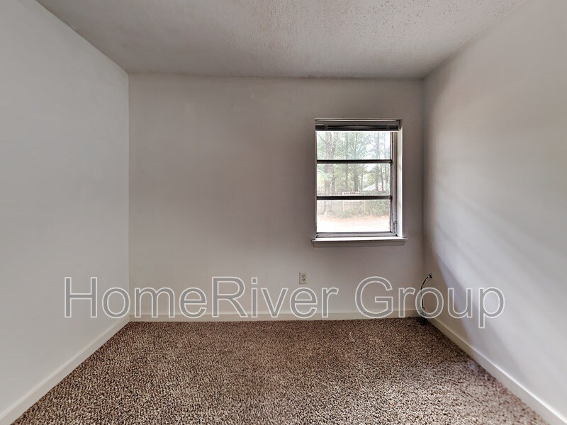 Building Photo - 1703 US-90