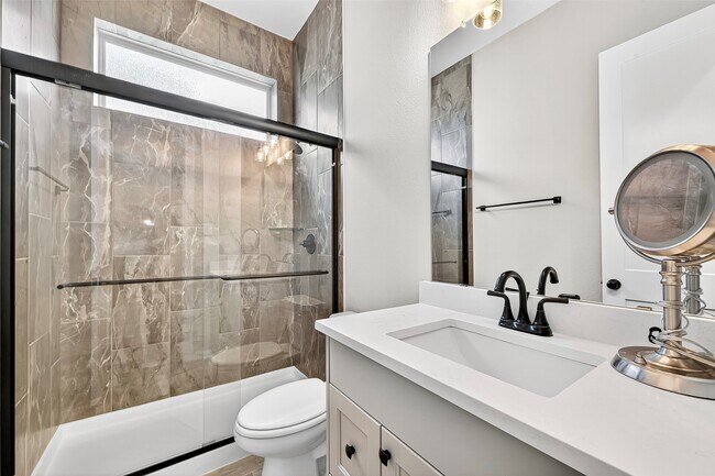 Building Photo - 6034 Painted Plains Ln