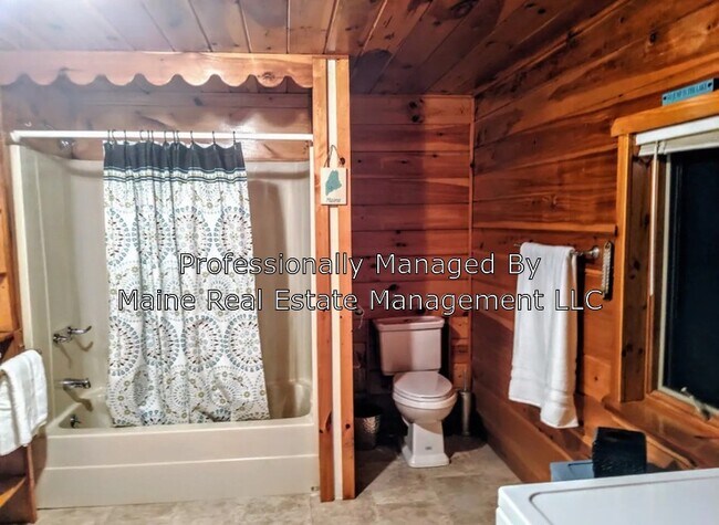 Building Photo - 107 Pine Trail