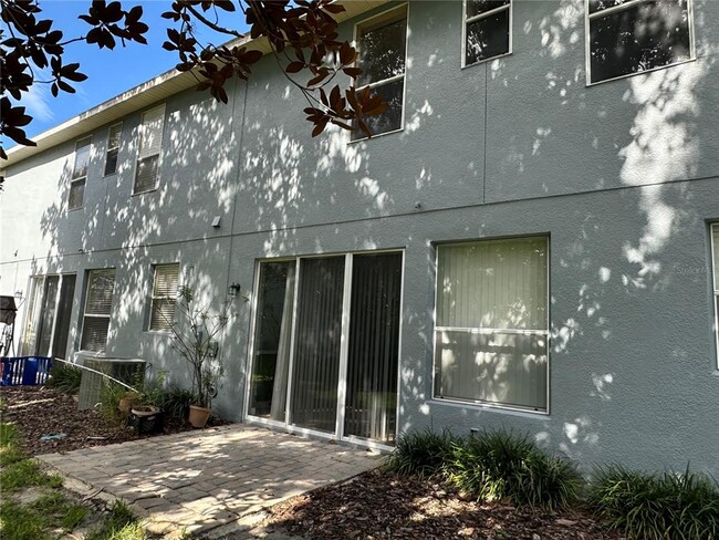 Building Photo - 304 Coral Beach Cir