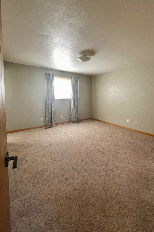 Building Photo - 301 W Mangrum Dr