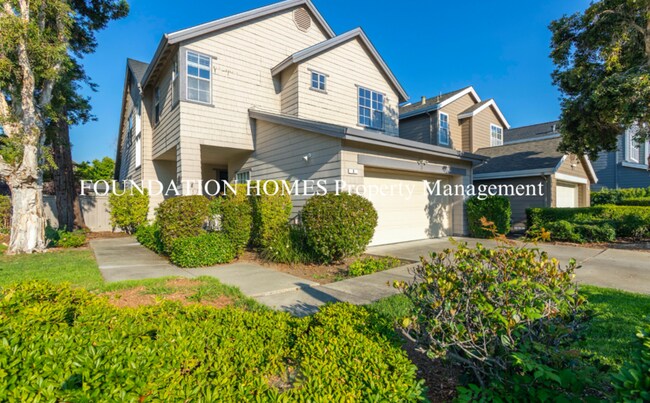 Building Photo - 3 Lagoon Ct