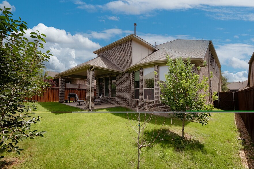 Building Photo - 4637 Seabiscuit St