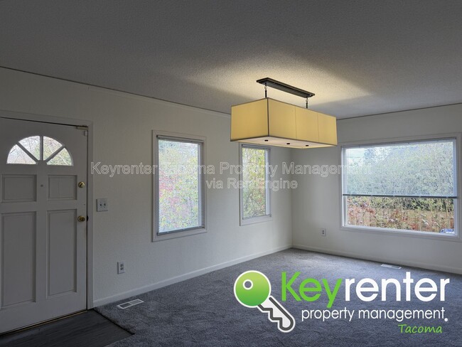 Building Photo - 4902 N 16th St