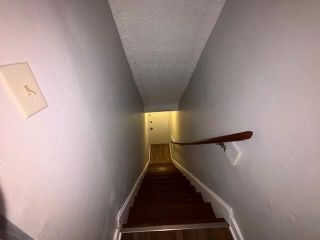 Building Photo - 770 N Dawson Ave