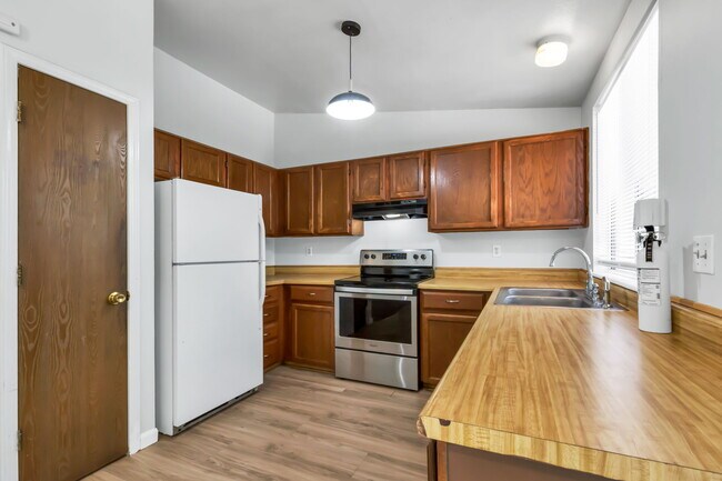 Building Photo - 4803 Dearborn St