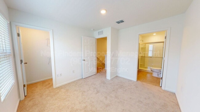 Building Photo - 8358 Zenith Cir