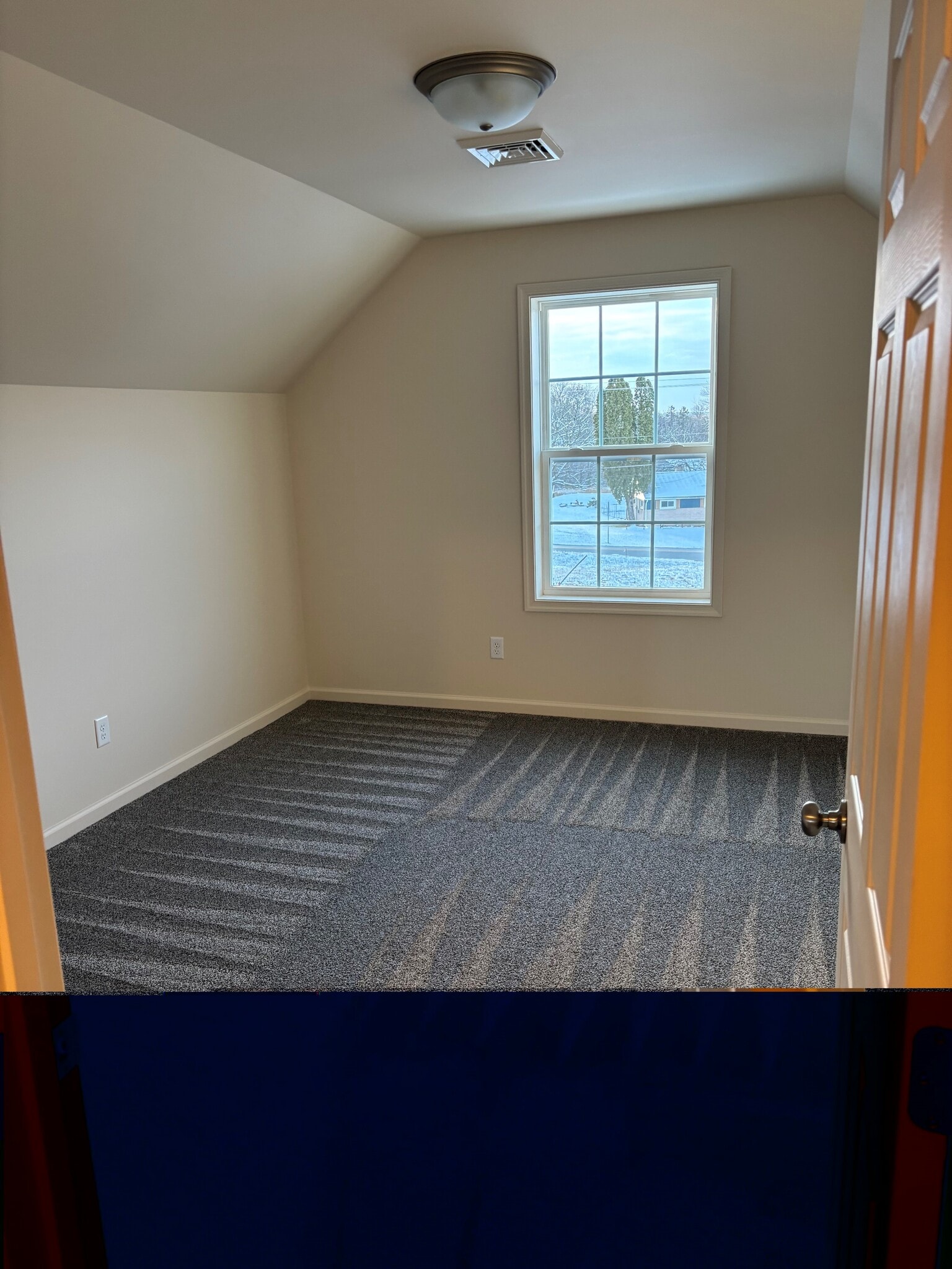 Building Photo - 2737 Blue Field Dr