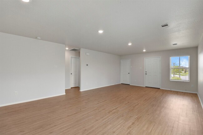 Building Photo - 27027 Euphonia Grn Ln