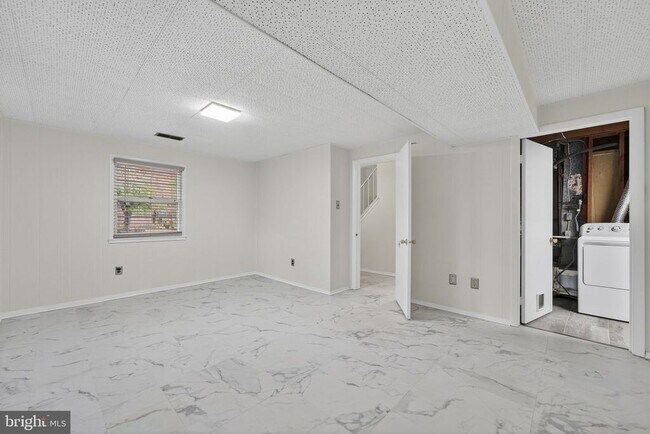 Building Photo - 13719 McGill Dr