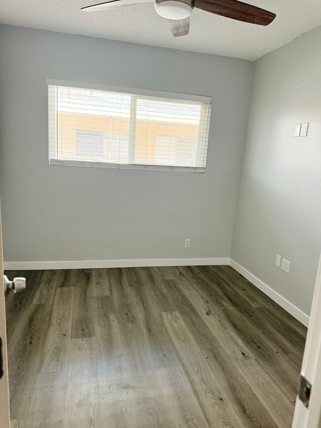 Building Photo - Beautiful 1 bedroom 1 bath!!! Must see! Mo...