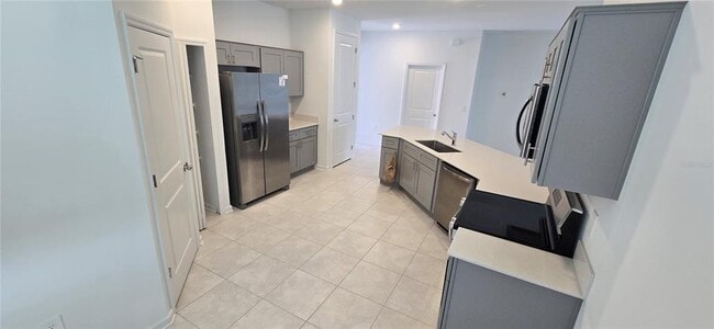 Building Photo - 1433 Deepwater Cir