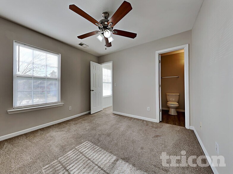 Building Photo - 573 Scarlet Sage Ln