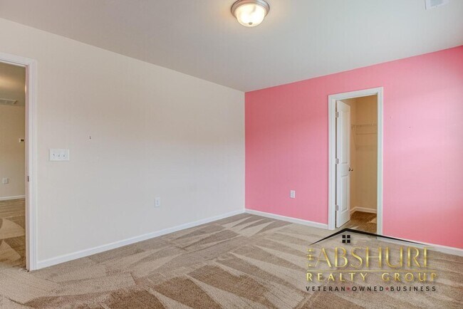 Building Photo - 2123 Water Marsh Trl