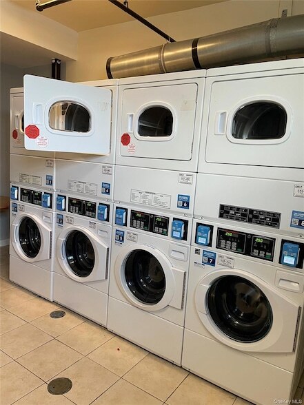 Building Photo - 94 4th Ave