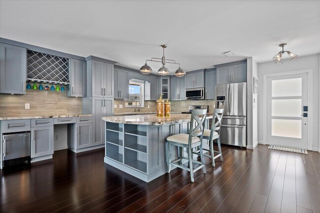 Building Photo - 3601 S Ocean Blvd