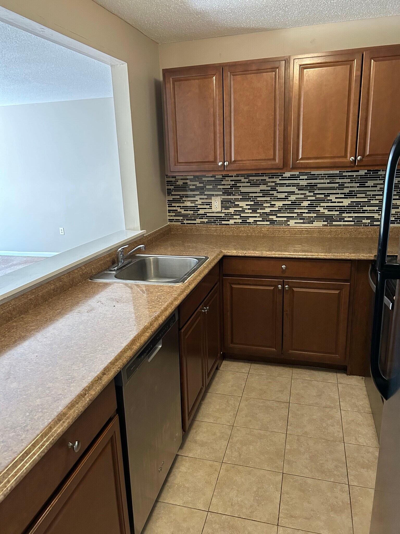 Building Photo - 175 Mill Pond Rd