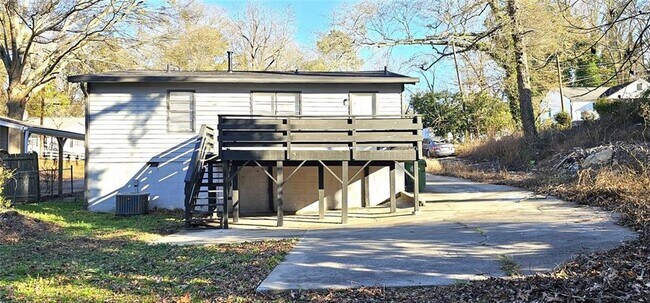 Building Photo - 1291 Lorenzo Dr SW