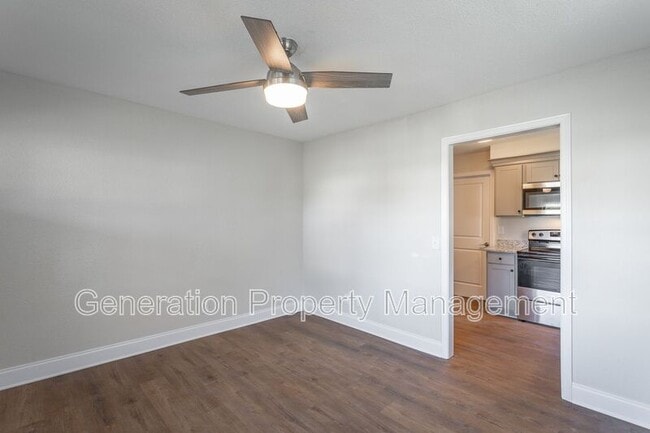 Building Photo - 1902 S Watkins St