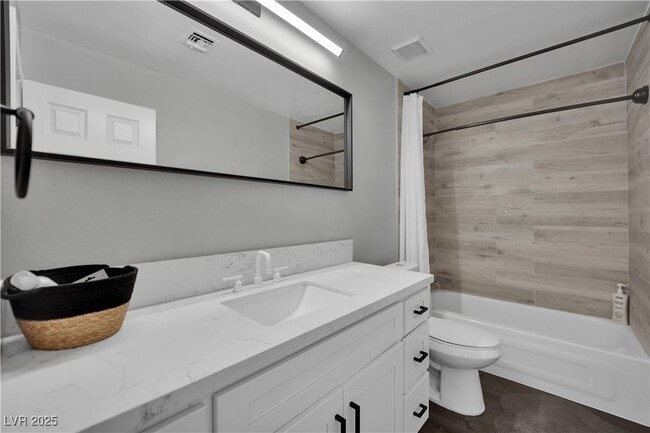 Building Photo - 3959 Salisbury Pl