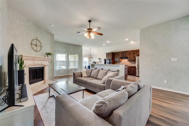 Building Photo - 10413 Canyon Lake View