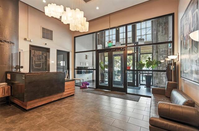 Building Photo - 1122 Jackson St