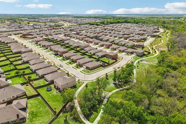 Building Photo - 770 Yorkshire Dr
