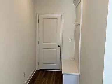 Building Photo - 1616 Avery Wy