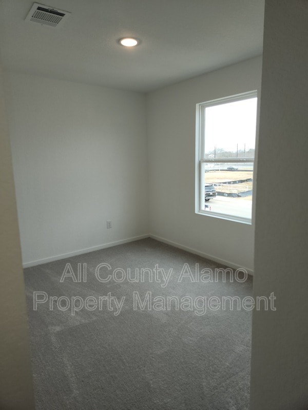 Building Photo - 6616 Dali Bnd