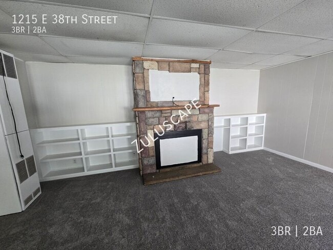 Building Photo - 1215 E 38th St