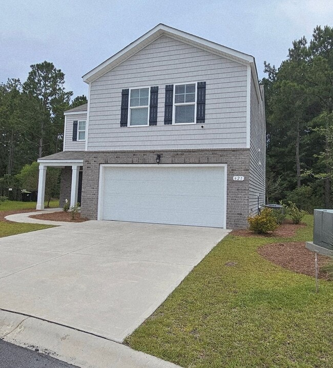 Building Photo - Long-Term Rental – 4BR/2.5BA in The Reserv...
